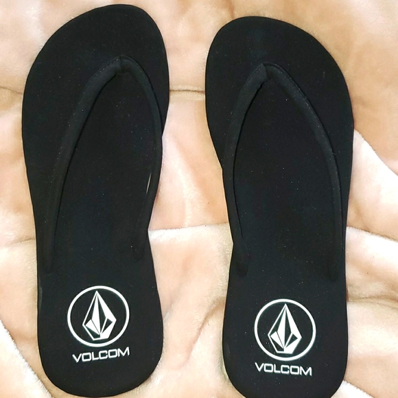 Volcom | Shoes | Volume Vibes Black Sueded Velvet Flip Flops | Poshmark